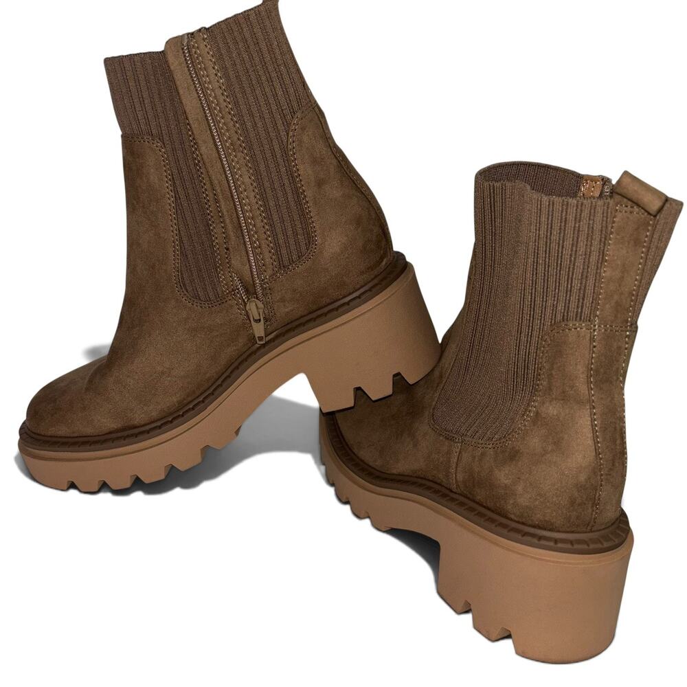 Universal Thread Women's 9.5 Brown Faux Suede Chunky Heel Chelsea Boots Zippers
